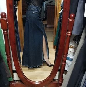 Stunning Arden B. denim skirt